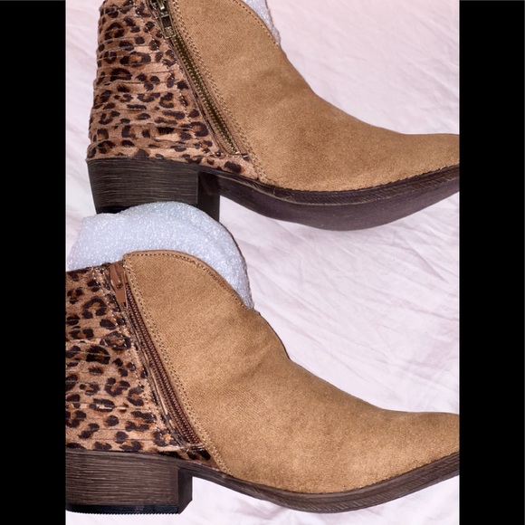 NWT VERY G by Gypsy Jazz “ Diverse “ Leopard Suede Bootie / Ankle Boots - Picture 5 of 10